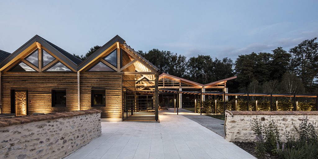 Restructuration et extension du campus Pernod Ricard University à Clarefontaine (78) – Le Prieuré